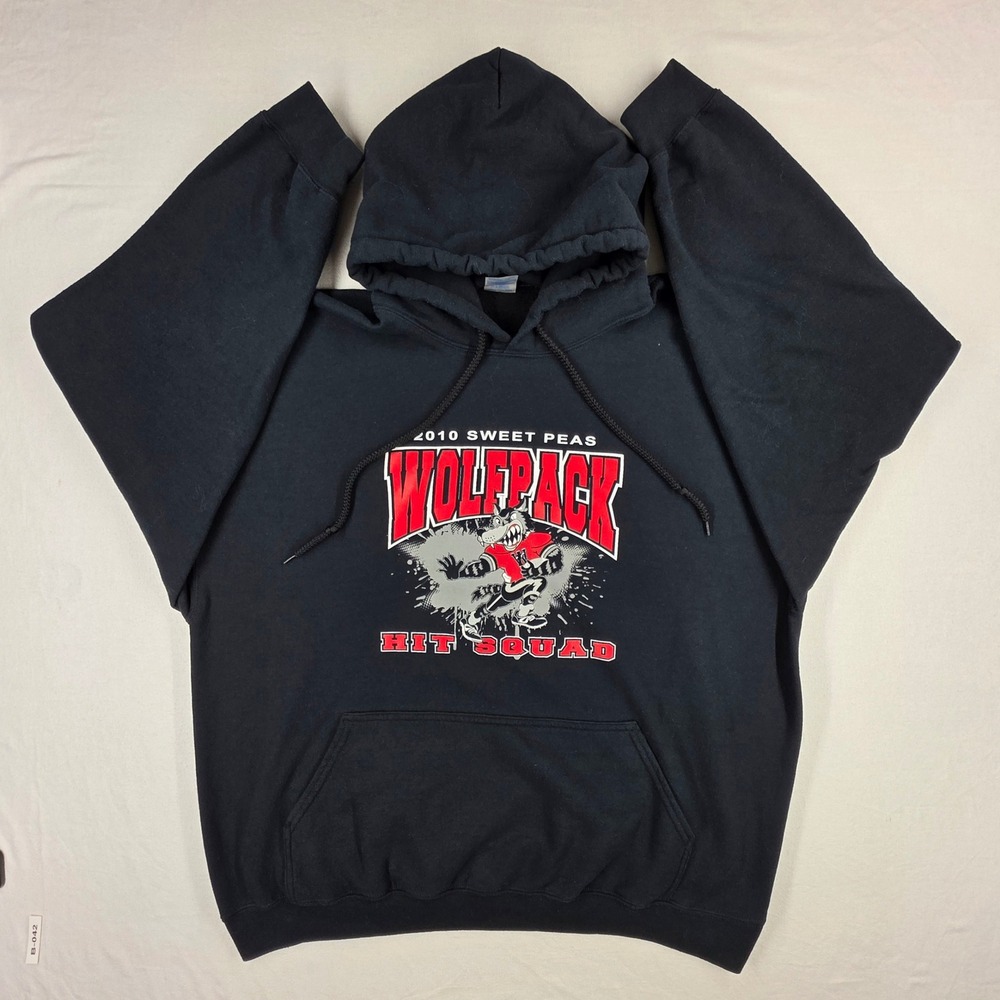 Gildan Heavy Blend 2010 Sweet Peas Wolfpack Hit Squad Hoodie Black 2XL